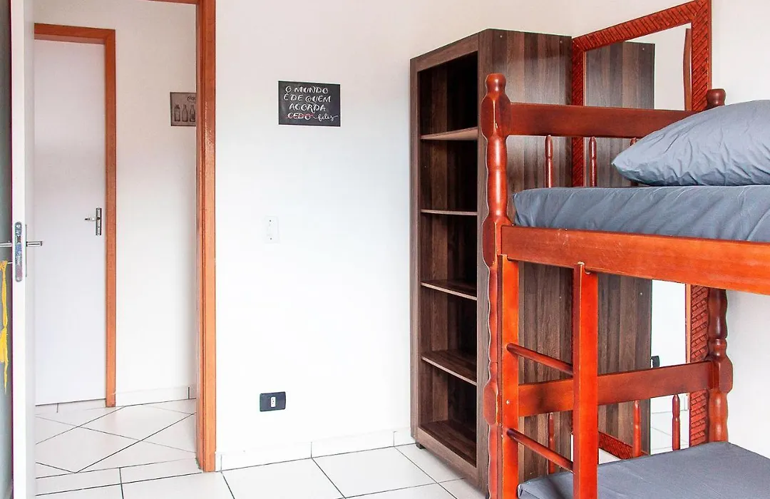 Incrível Apto com piscina e churrasq em Ubatuba SP-1